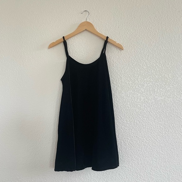 Don’t Ask Why | black spaghetti strap swing dress velvet like one size - Picture 1 of 6